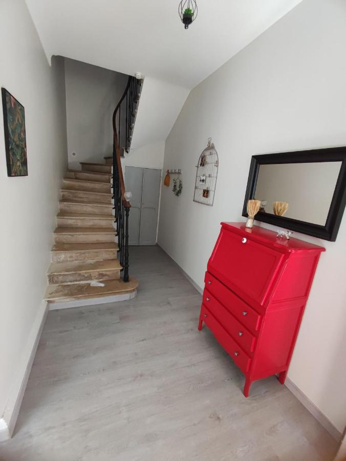 Mas Provencal Au Coeur Des Vergers Vallabrègues Esterno foto