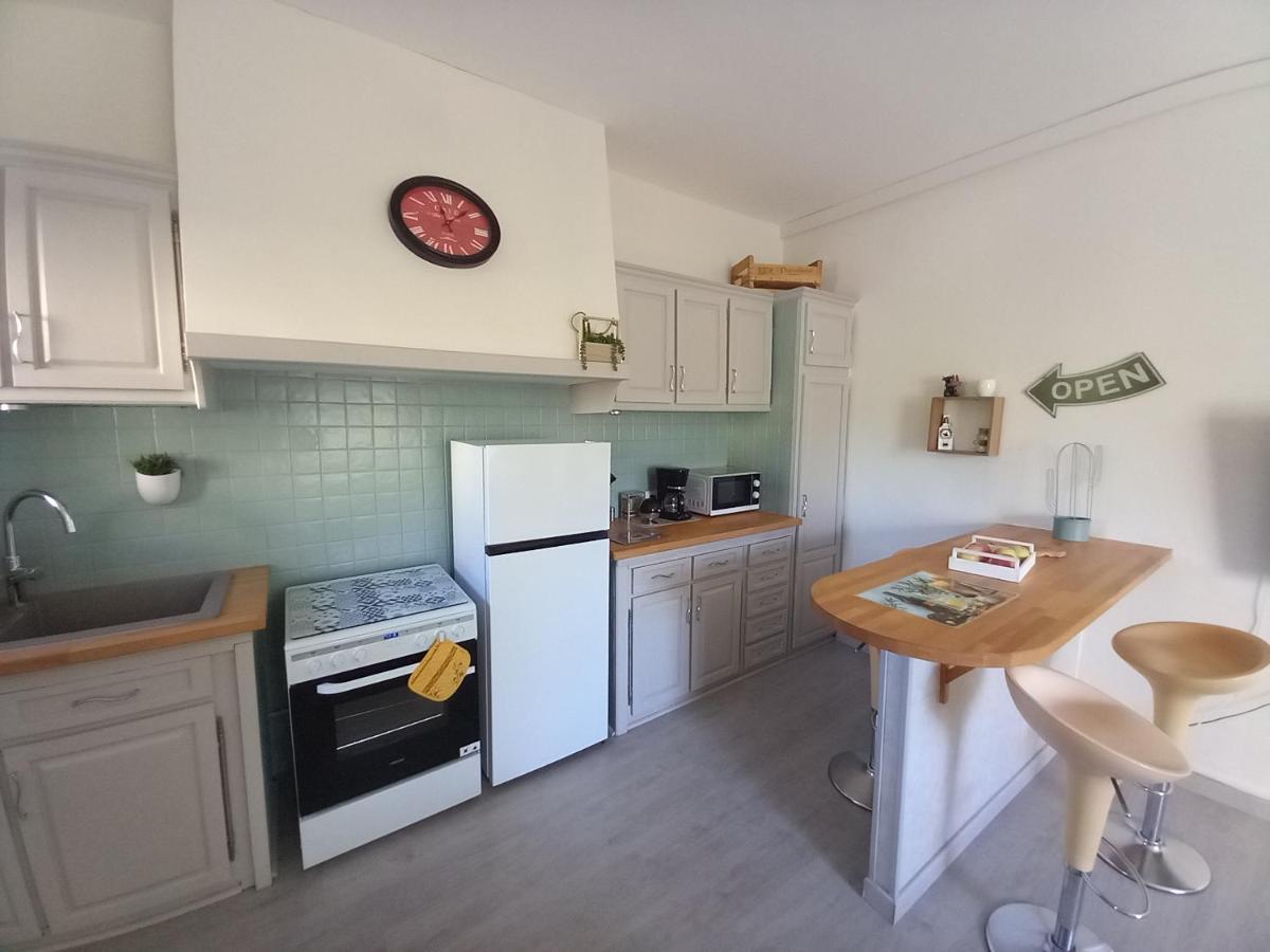 Mas Provencal Au Coeur Des Vergers Vallabrègues Esterno foto